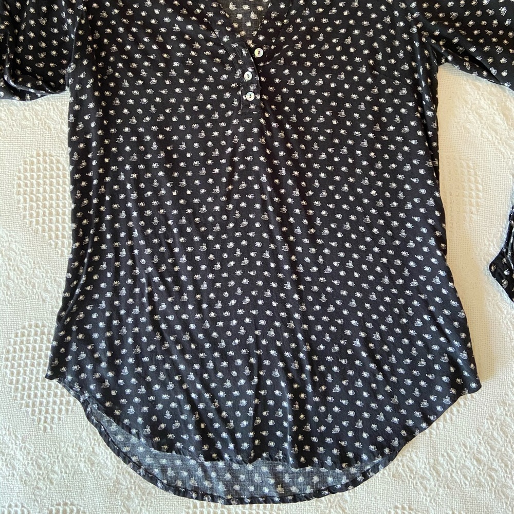 Shirt - Picture 7 of 8